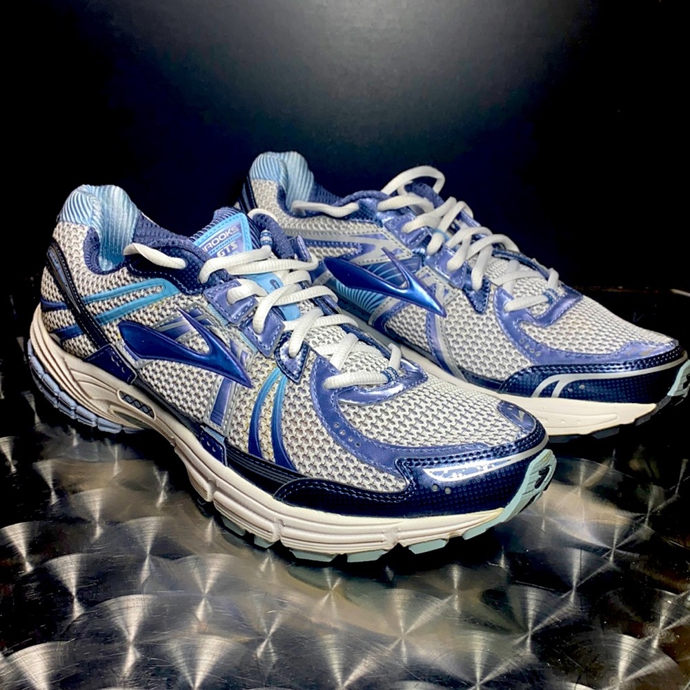 Brooks Adrenaline GTS 12 sneakers